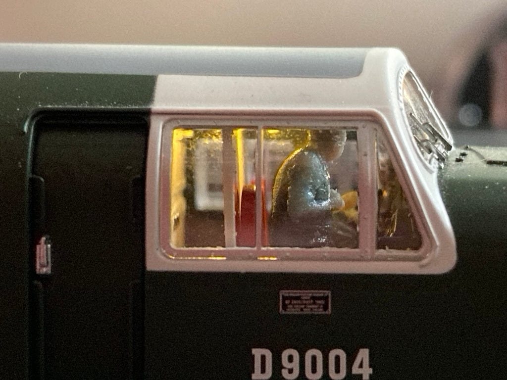 Class 55 'Deltic' Crew - Driver/Secondman - Late BR